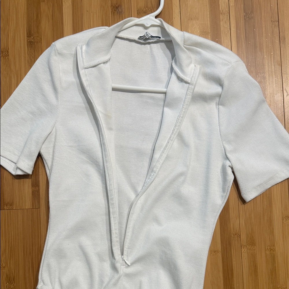 White Short-Sleeve One-Piece Bodysuit - Picture 2 of 4